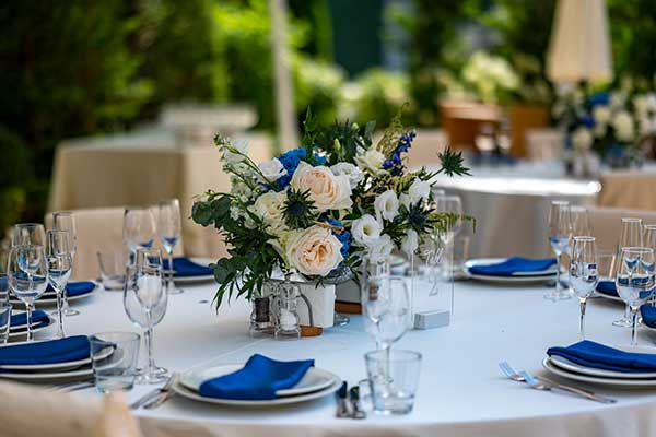 Perfect Wedding Flowers, Short Table Centerpieces