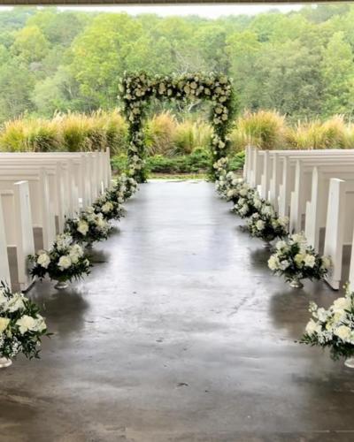 Wedding-Ceremony-Flowers